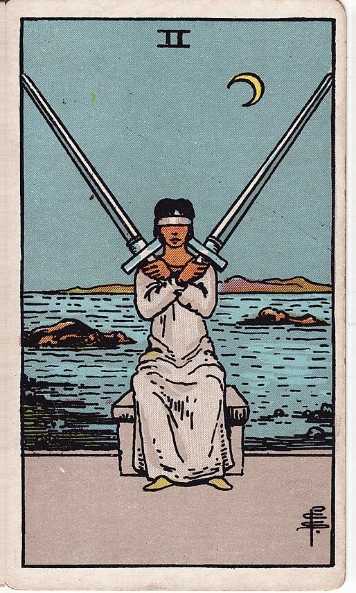 Lá Hai Kiếm (Two of Swords)